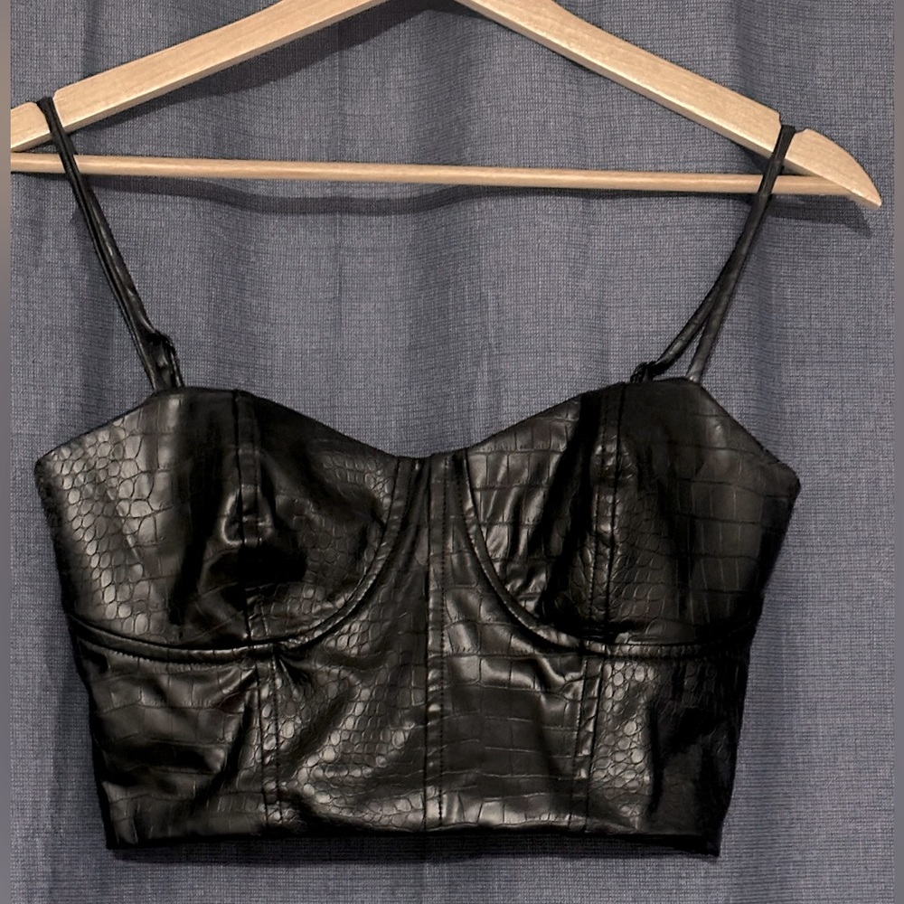 Express Snakeskin Crop Small